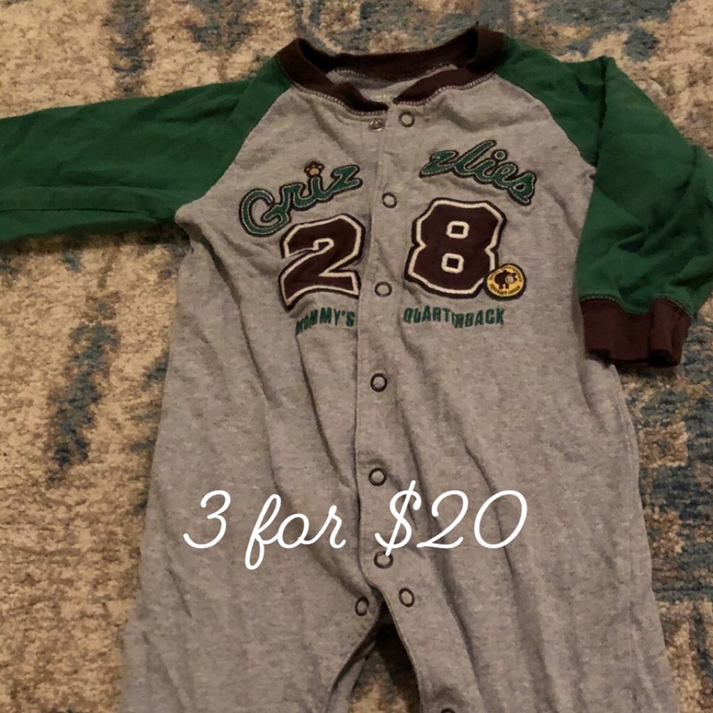 Carters onesie romper 18M  3itemsfor$20